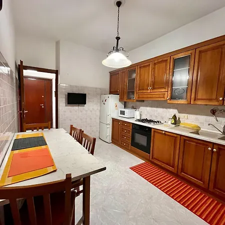 Apartament Next To Tor Vergata 2 *